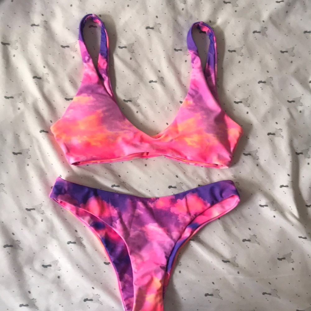 SHEIN Colorful Tie Dye Bikini Set